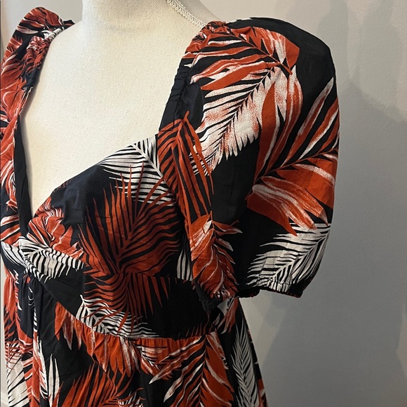 NWT Puff-sleeve twist-front midi dress - Picture 7 of 8